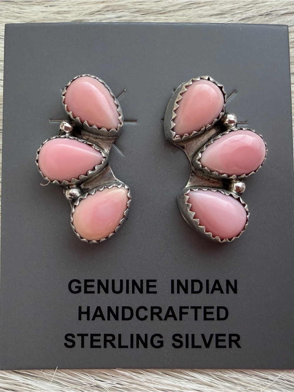 ❤️ Signed Navajo Maxine Ramirez Queen Pink Conch Half Cluster Native Earrings - Picture 14 of 17